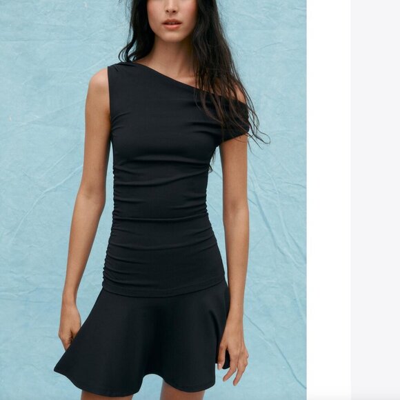 Zara Ruched Textured Asymmetrical Dress Black Size Medium - Picture 2 of 3